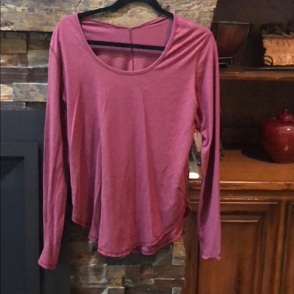 lululemon athletica Tops - Lululemon long sleeve tee